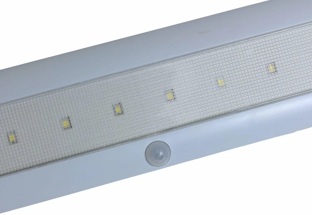 Pakabinamas šviestuvas ATL LED šviestuvas