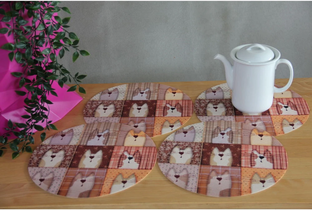 Bertoni Rinkinys 4D apvalių stalo kilimėlių rinkinys - PEXESO BEIGE