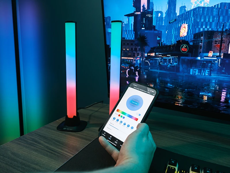 Sieninis šviestuvas TRACER Smart Desk RGB Tuya App lempų rinkinys
