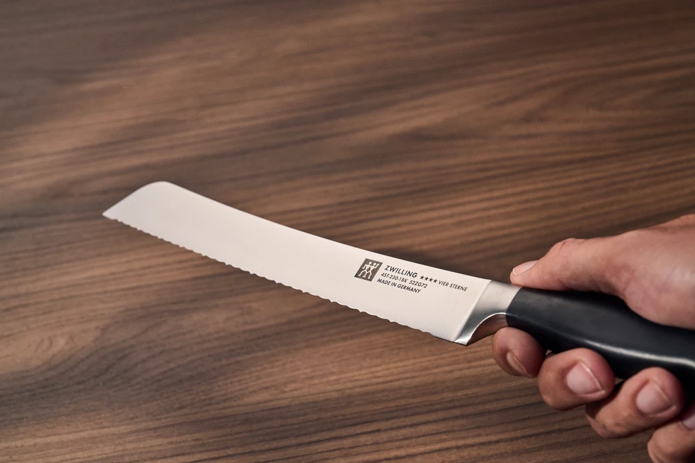 Zwilling - Keturių žvaigždučių duonos peilis - 23 cm