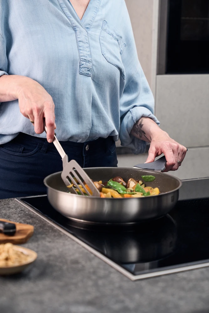 ZWILLING keptuvė su keramine nelimpančia danga 28 cm, indukcinė, 1030609