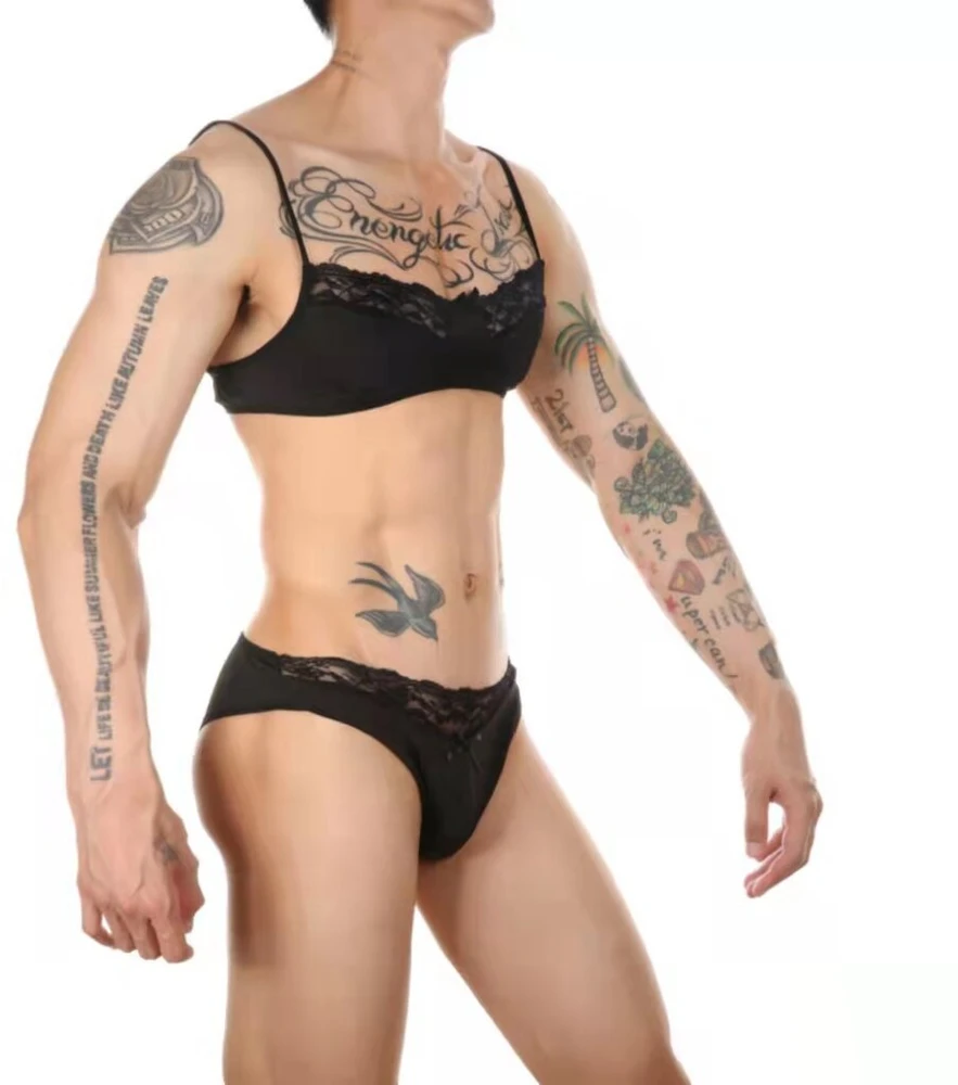 Seksuali liemenėlė ir kelnaitės, juodos spalvos