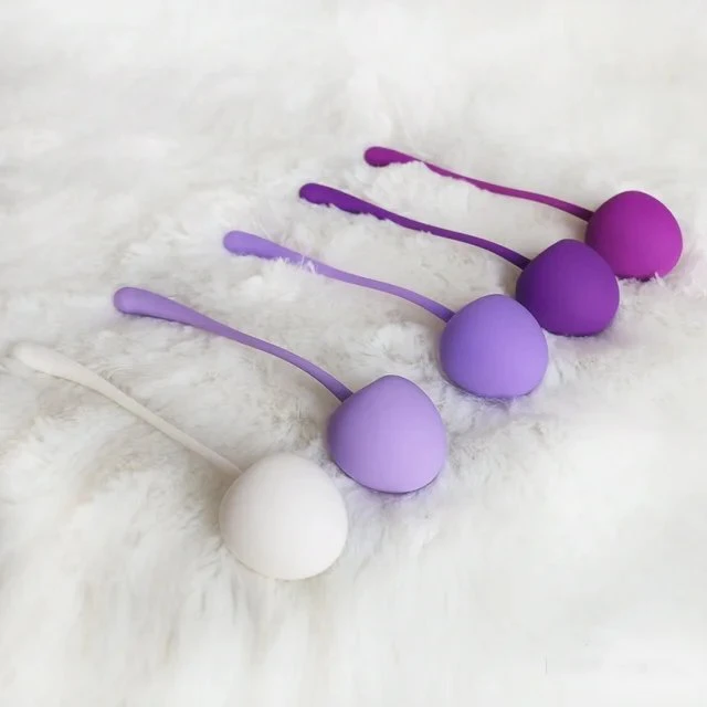 Vaginalinių kamuoliukų rinkinys Kegel Cherry, 5 vnt.