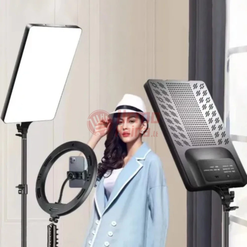 Kvadratinė LED lempa RF19 PT