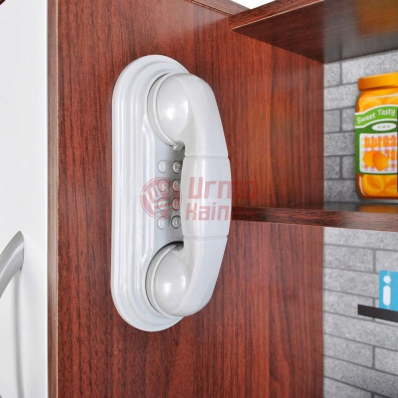Medinė virtuvė su priedais KR22114