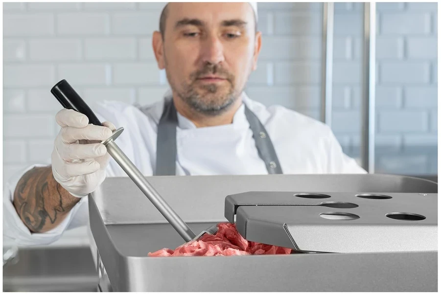Mėsmalė Profesionali pramoninė mėsmalė 800 kg/h, 1500 W