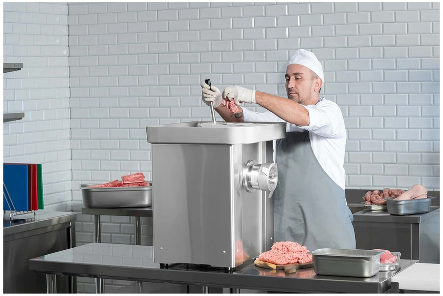 Mėsmalė Profesionali pramoninė mėsmalė 800 kg/h, 1500 W
