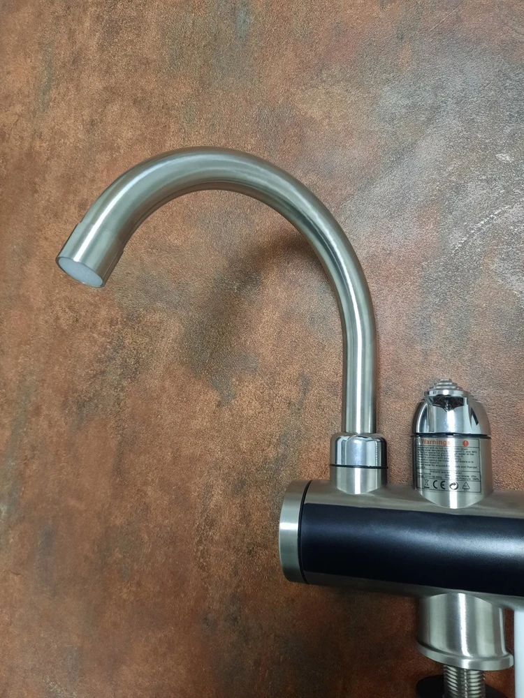 Momentinis vandens šildytuvas AquaFlash Rapid BERIMAX 3000 W