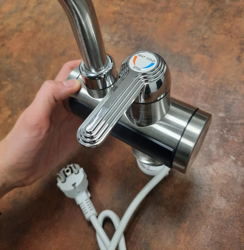 Momentinis vandens šildytuvas AquaFlash Rapid BERIMAX 3000 W