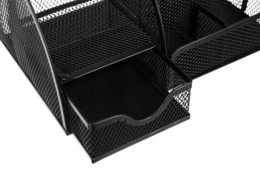 Pieštukinė BERIMAX NXP-3E4 metalinė. 6 skyriai. juoda