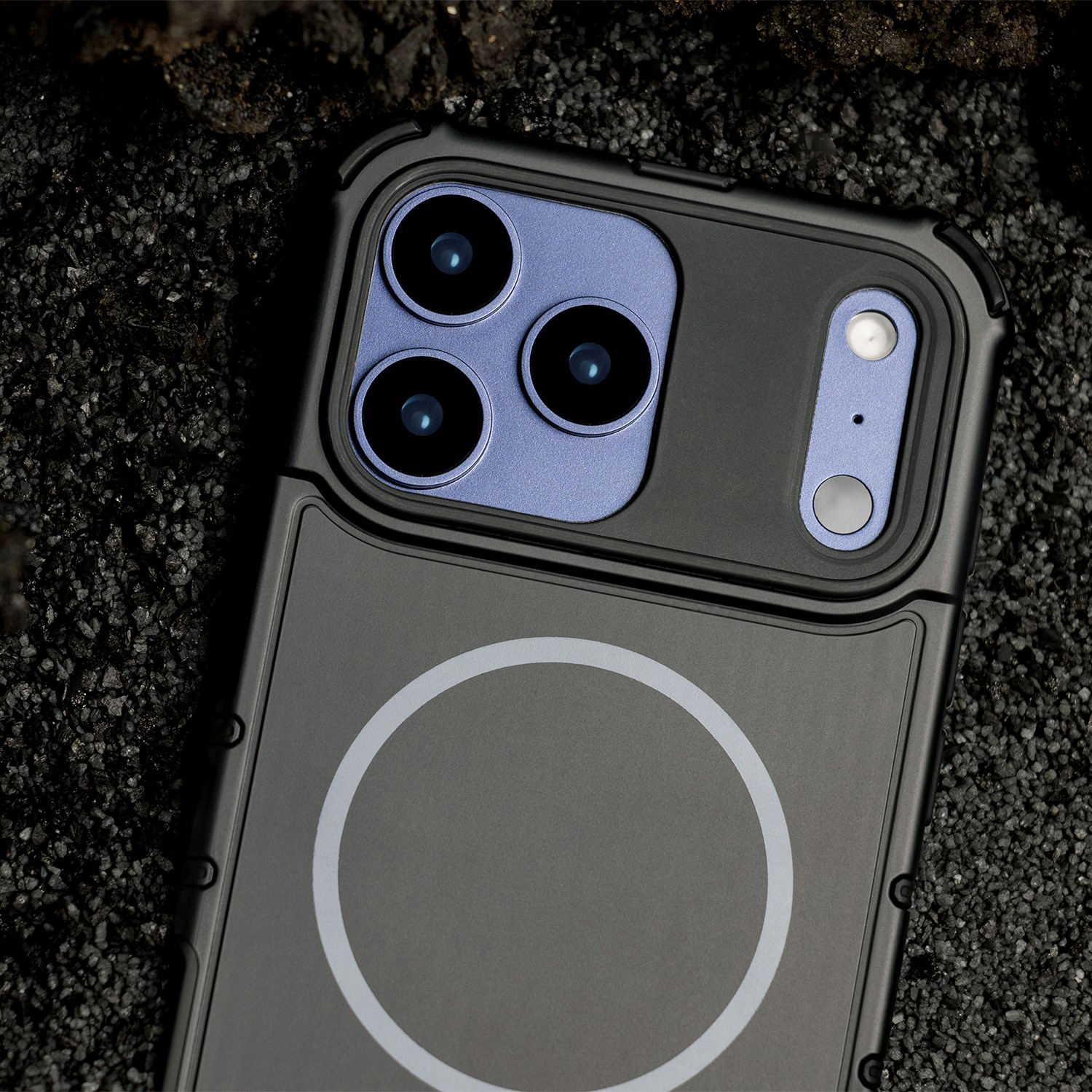 Dėklas iPhone 17 Pro - Juodas aprašymas - Prekės nuotrauka
