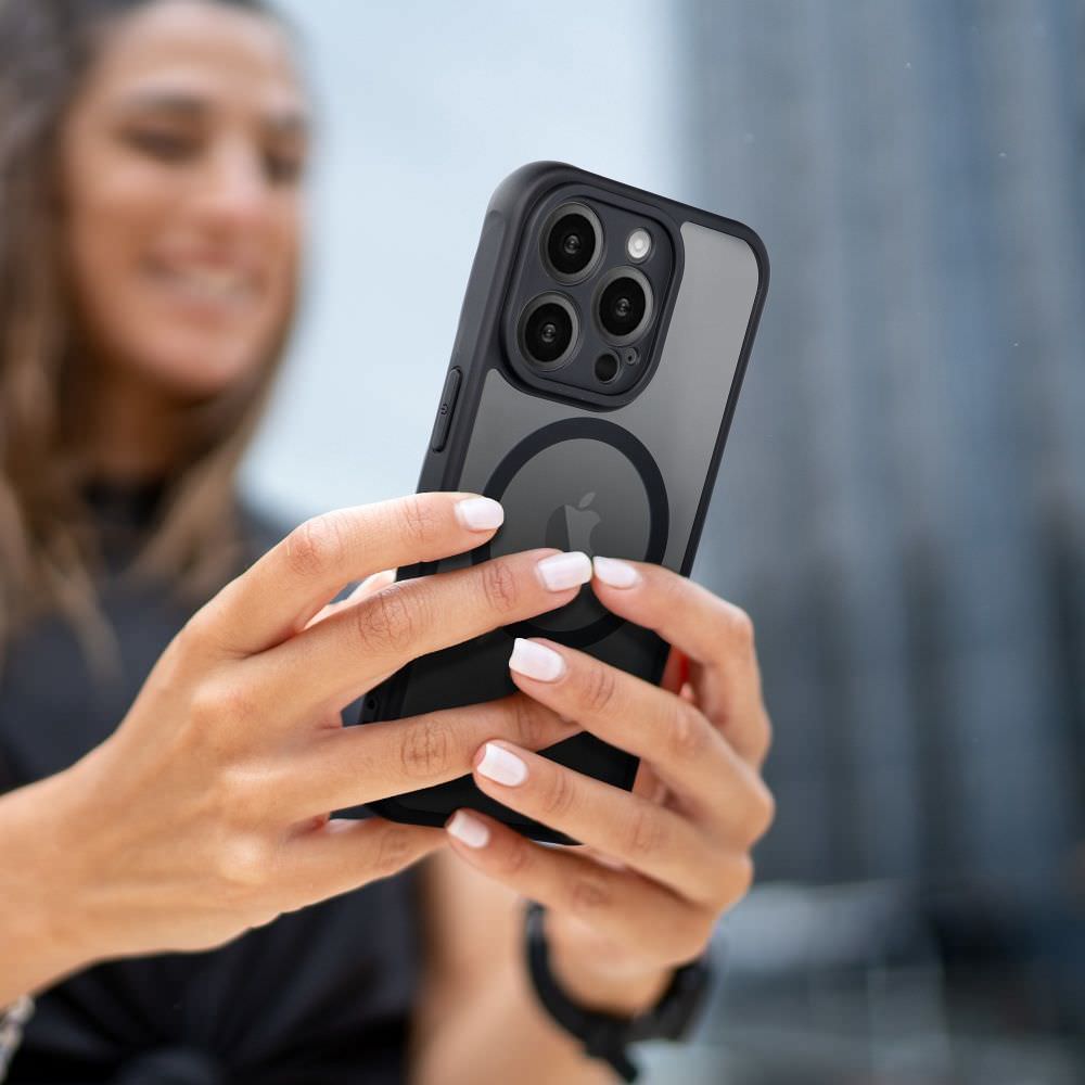 Dėklas iPhone 18 // iPhone 17 - Juodas-Skaidrus aprašymas - Prekės nuotrauka