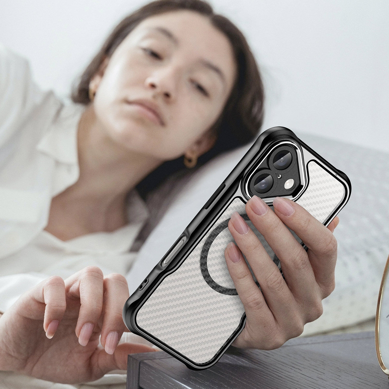 Dėklas iPhone 18 // iPhone 17 - Skaidrus-Juodas aprašymas - Prekės nuotrauka