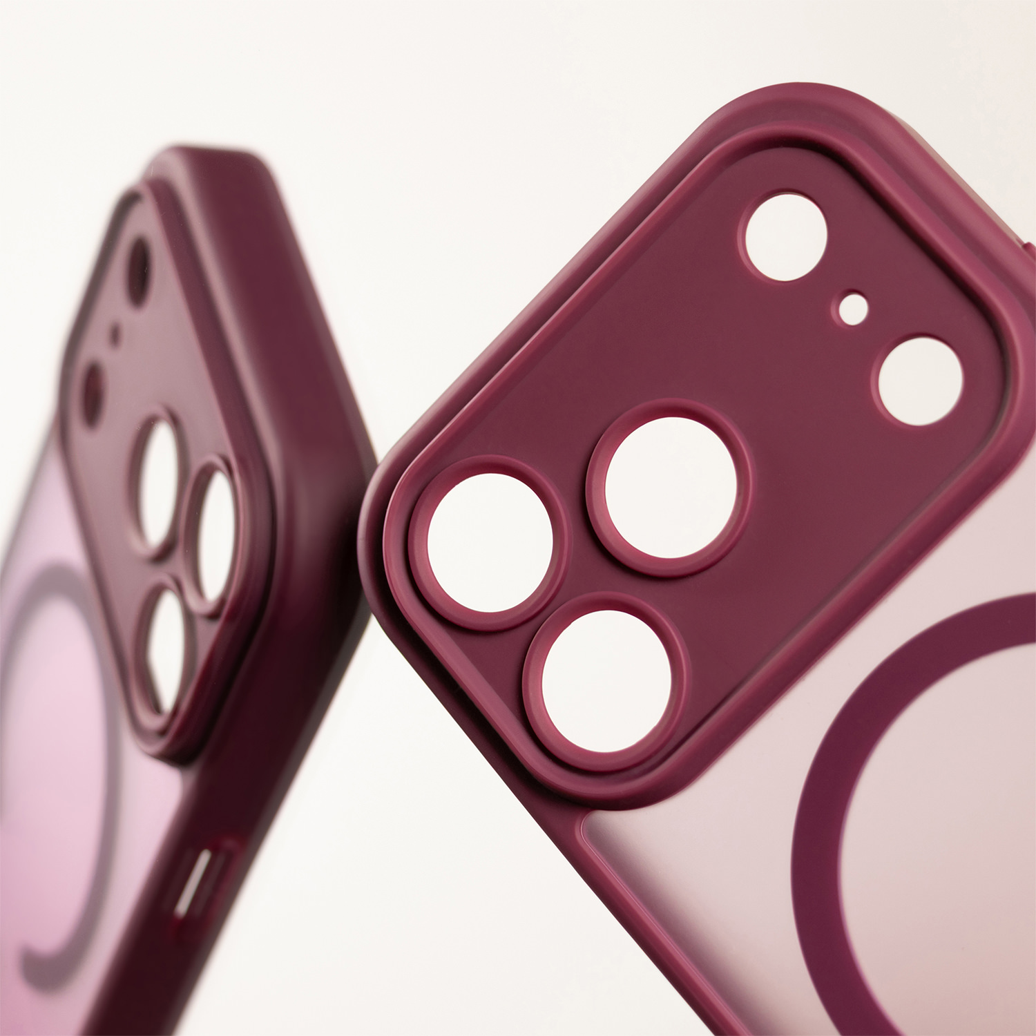 Dėklas skirtas iPhone 16 Pro - Tamsiai raudonas aprašymas - Prekės nuotrauka