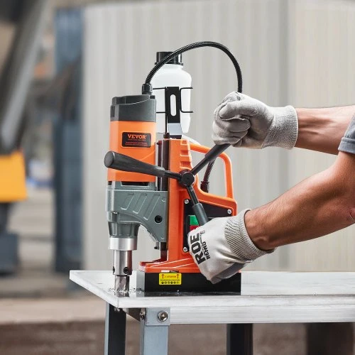Koduva VEVOR magnetinis gręžtuvas, 1450 W, 11 korinių grąžtų rinkinys