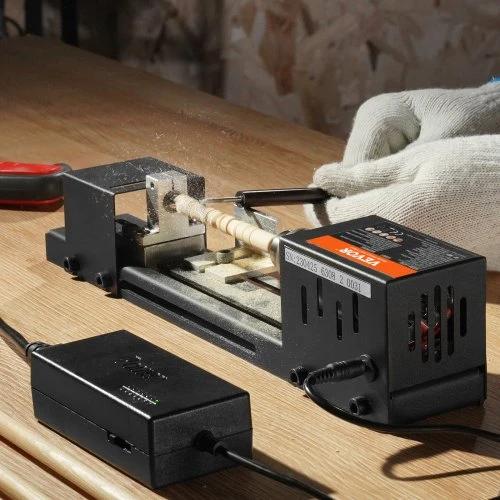 Koduva VEVOR mini tekinimo staklės 7 cm x 16 cm, 24 VDC 96 W, 7 greičių