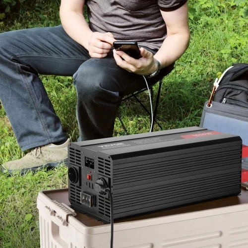 Koduva VEVOR modifikuotos sinusoidės keitiklis, 5000 W, DC 12 V į AC 230 V, su 2 AC lizdais, 2 USB, 1 USB-C, LCD ir nuotoliniu valdymu