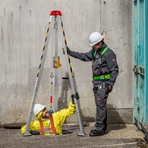 Koduva VEVOR uždaros erdvės trikojis rinkinys, 544 kg gervė, 2,13 m kojos, 30 m kabelis