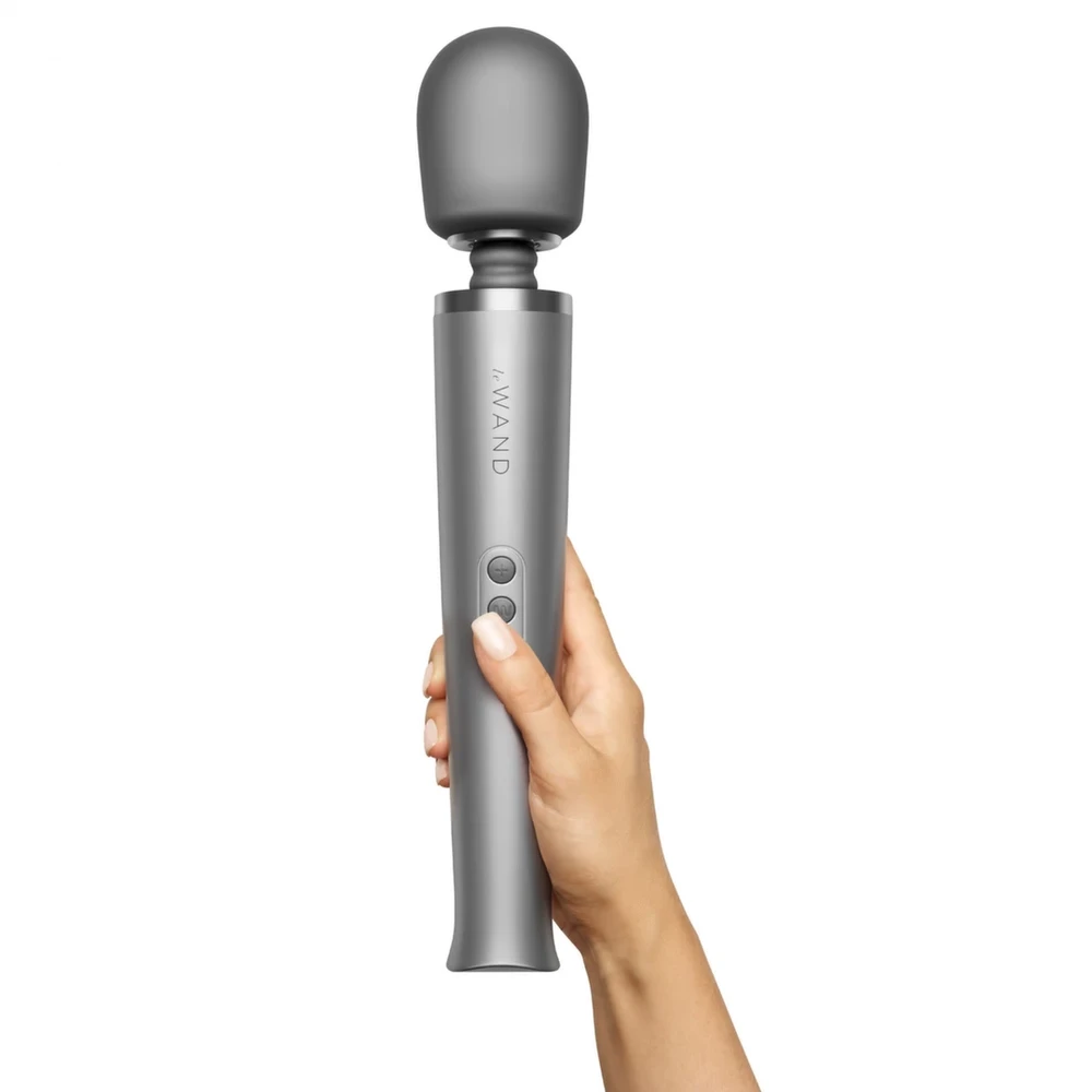 Le Wand - Rechargeable Massager Pilkas
