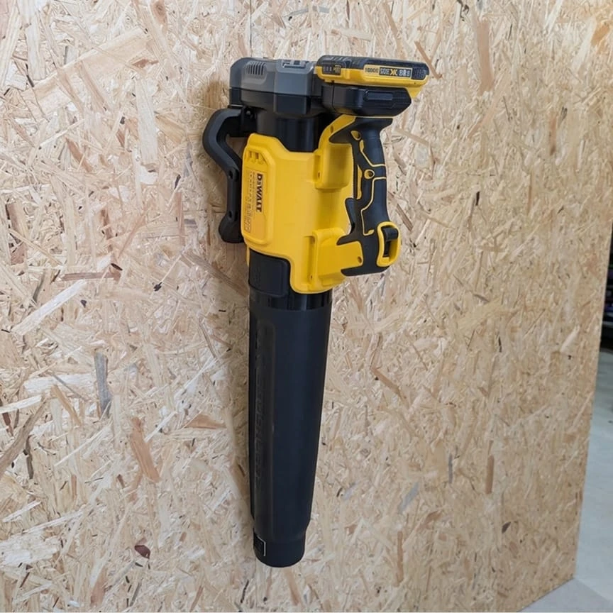 Garageprintslt DeWalt DCMBL562 DCBL722 XR Lapų Pūstuvas Sieninis Laikiklis