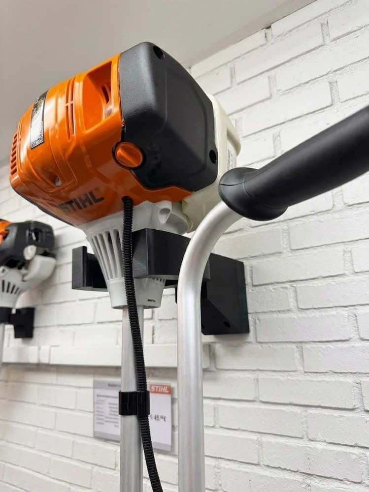 Garageprintslt Sieninis laikiklis Stihl FSA / FS dideliems ir sunkiems krūmapjovėms, žoliapjovėms - individualus 3D spausdinimas