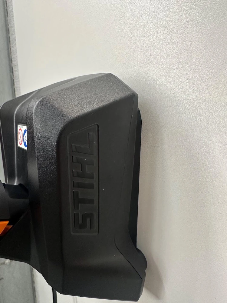 Garageprintslt STIHL AL1 sieninis laikiklis