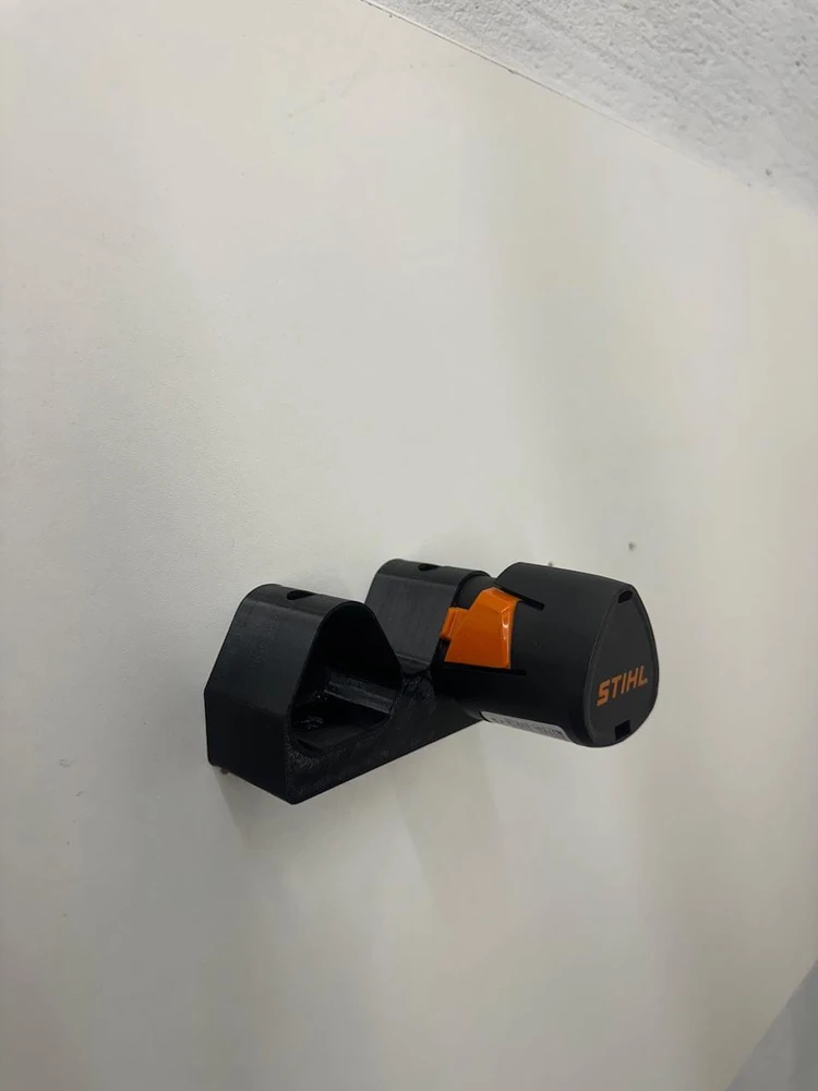 Garageprintslt STIHL AS2 akumuliatoriaus sieninis laikiklis