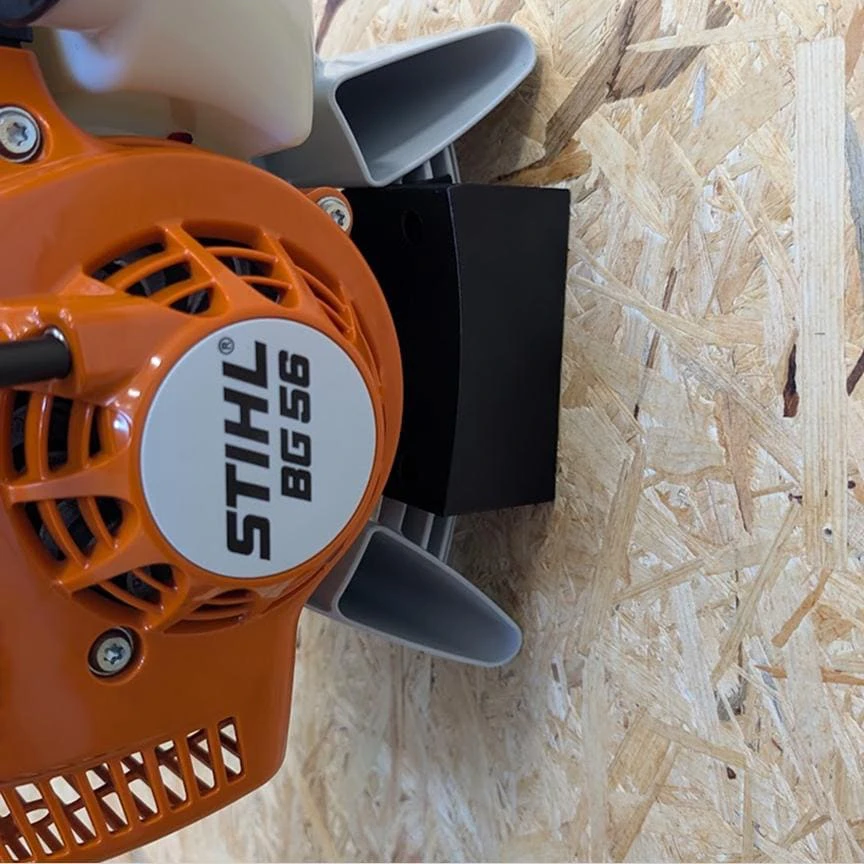 Garageprintslt STIHL BG56 lapų pūstuvo sieninis laikiklis