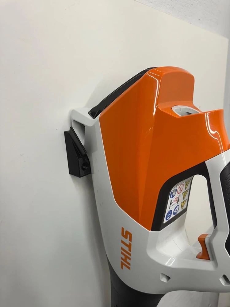 Garageprintslt STIHL BGA 30 Lapų Pūstuvo Sieninis Laikiklis