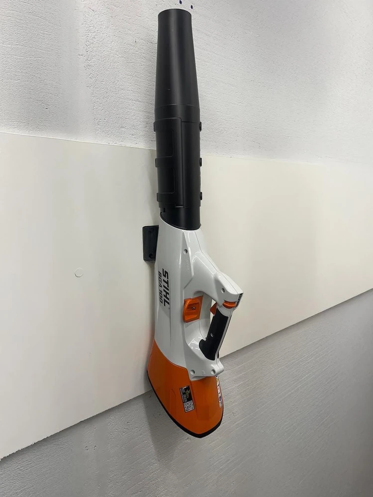 Garageprintslt STIHL BGA100 Laistymo įrenginys