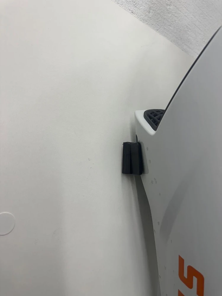 Garageprintslt STIHL BGA86 lapų pūstuvo sieninis laikiklis