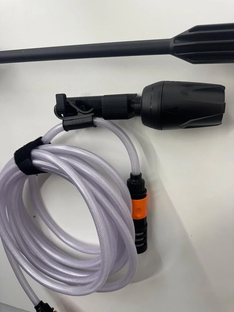 Garageprintslt STIHL RCA20 Rankinis slėginis plovimo aparatas su sieniniu laikikliu