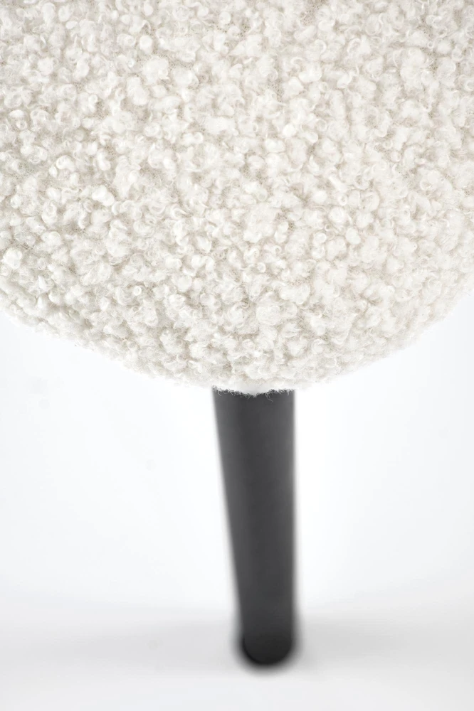 K518 chair, creamy