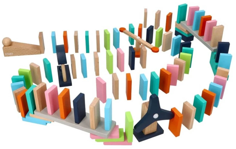 Adam Toys Spalvotas domino žaidimas vaikams nuo 3 metų su mechaniniais elementais ir tilteliu