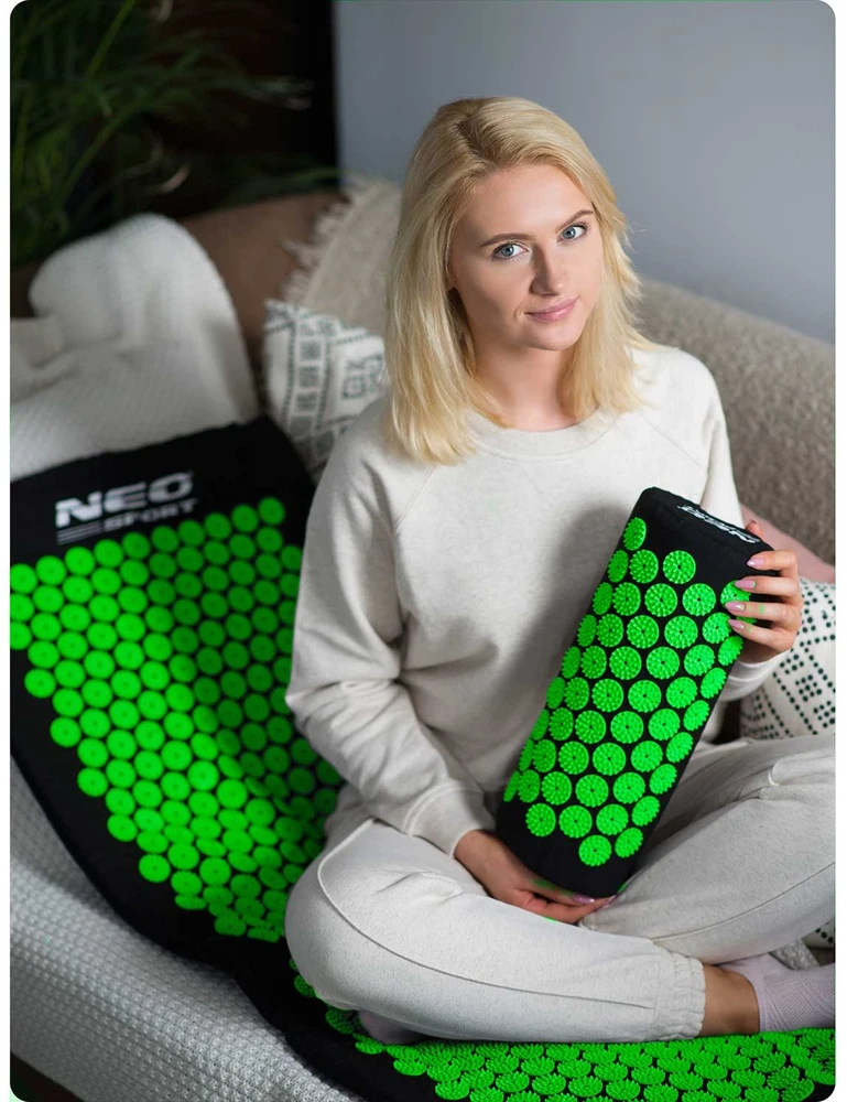Akupresūros kilimėlis Neo-Sport NS-901 juodai žalias