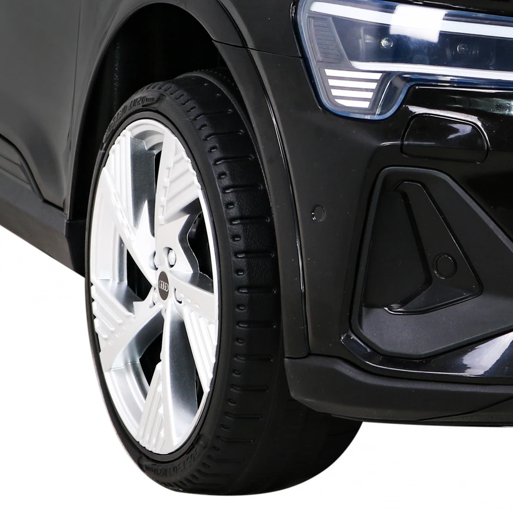 Ramiz Elektromobilis vaikams Audi E- Tron QLS-6688, 4x4, juodas