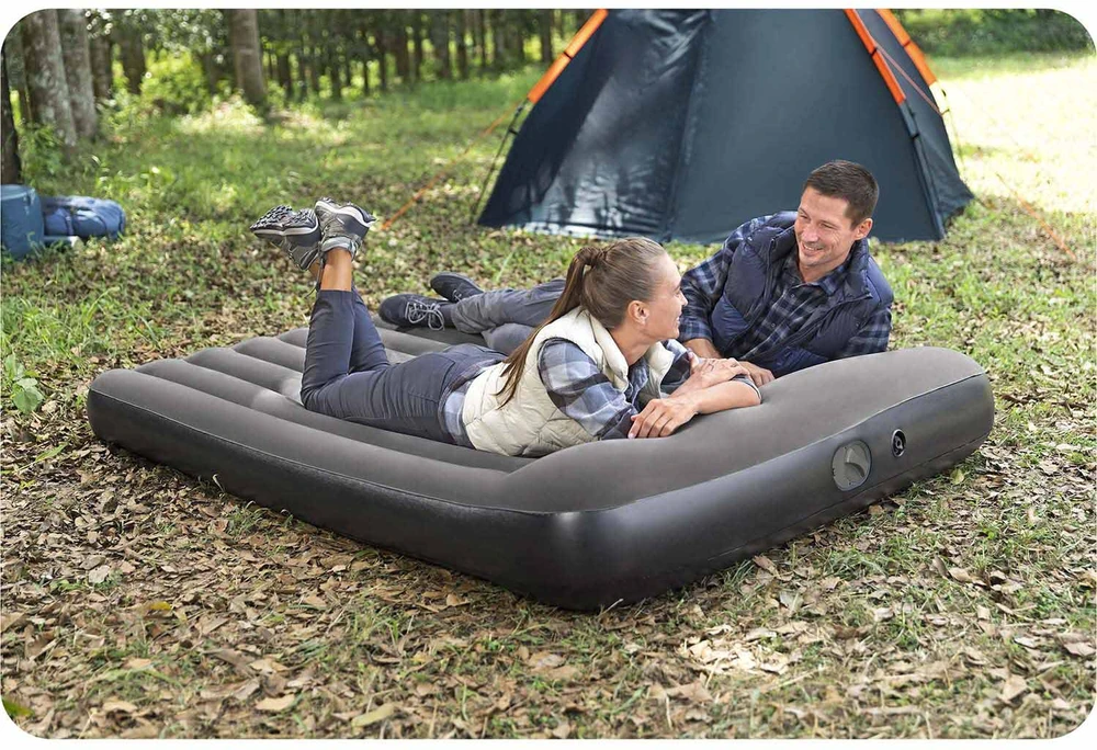 Pripučiamas čiužinys Bestway 150 x 203 x 30 cm su USB pompa