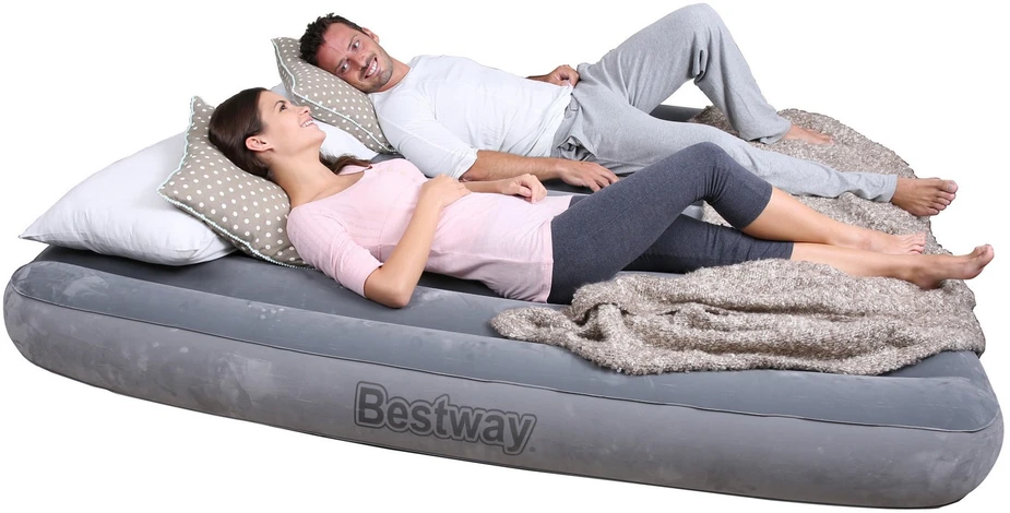 Karalienės dydžio aksominis čiužinys, 203 x 152 x 25 cm, „Bestway 67541“.