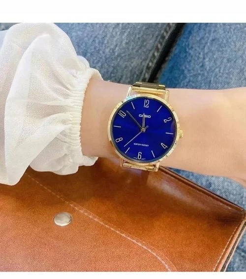 „Casio Collection“ LTP-VT01G-2B laikrodis + dėžutė