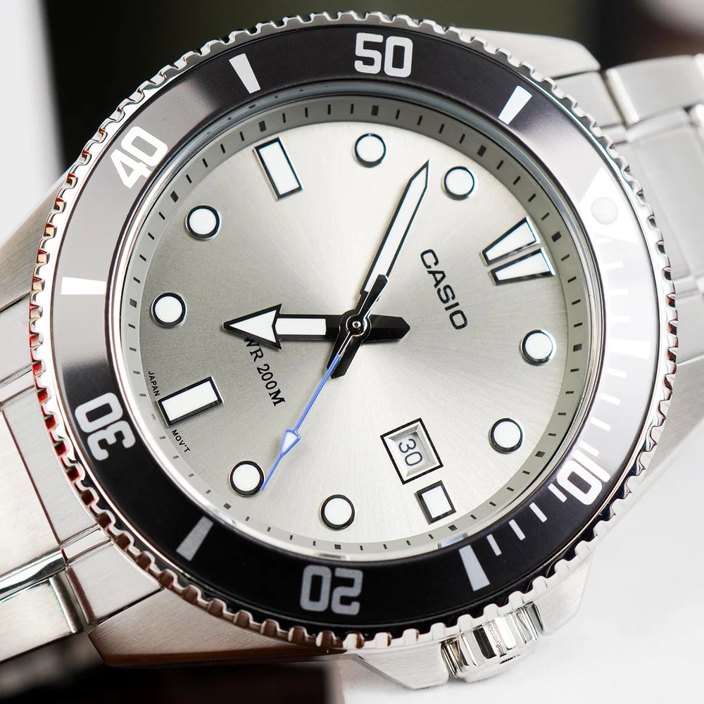 Casio kolekcijos MDV-107D-8AVEF laikrodis