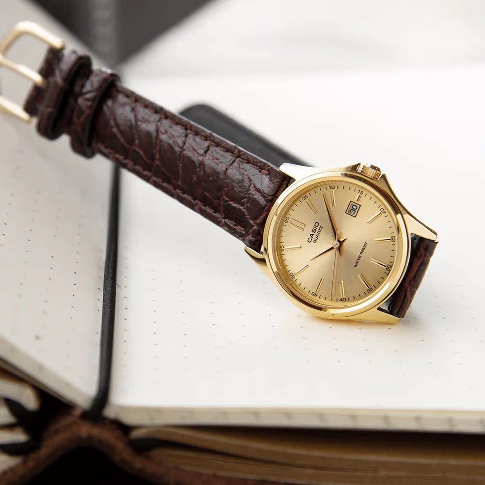 CASIO Moteriškas Laikrodis LTP-1183Q-9A Auksinis Dialas