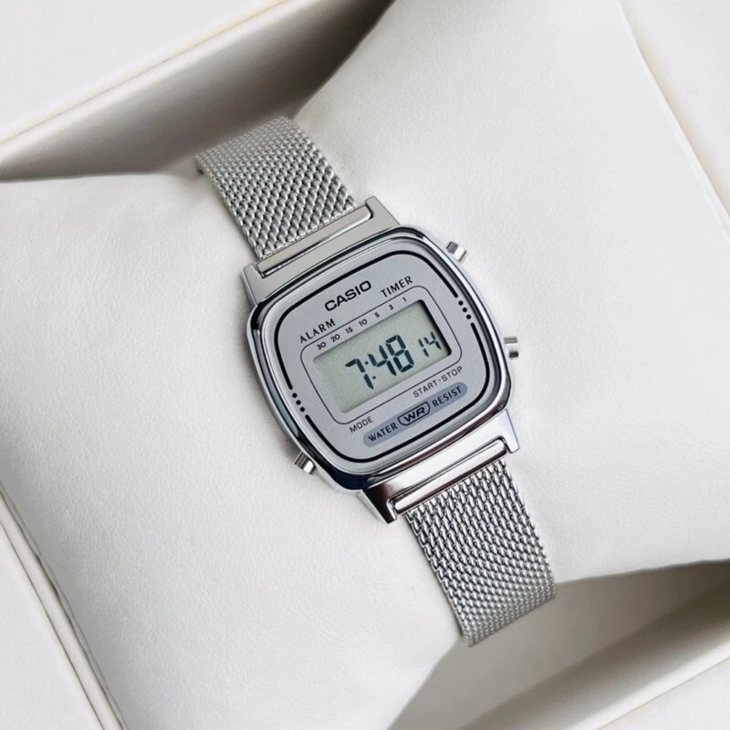 Laikrodis Casio LA670WEM-7EF