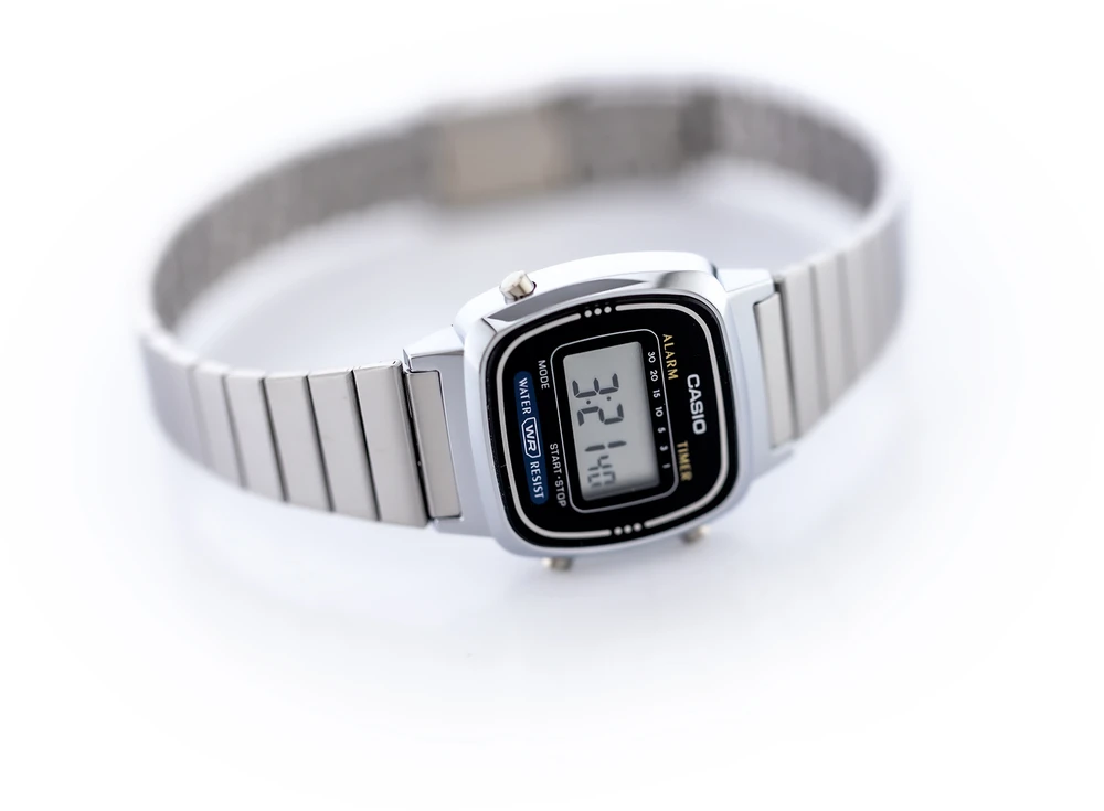 Laikrodis moterims CASIO LA670WA-1D (zd597c)