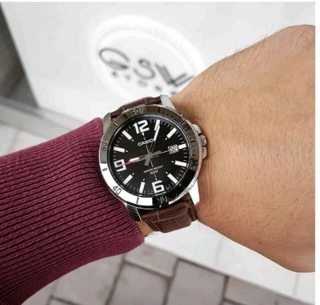 CASIO VYRIŠKAS LAIKRODIS MTP-VD01L-1BV (zd169c) + DĖŽUTĖ