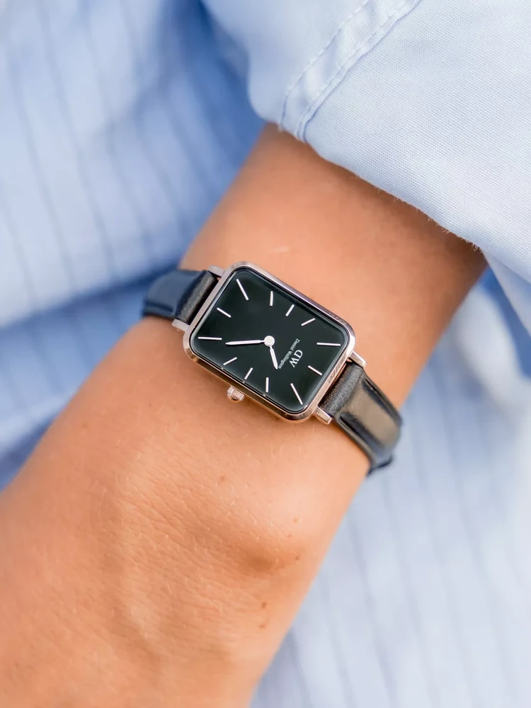 DANIEL WELLINGTON MOTERIS LAIKRODIS DW00100435 – Quadro presuotas Sheffield Rose Gold 20mm + DĖŽĖ