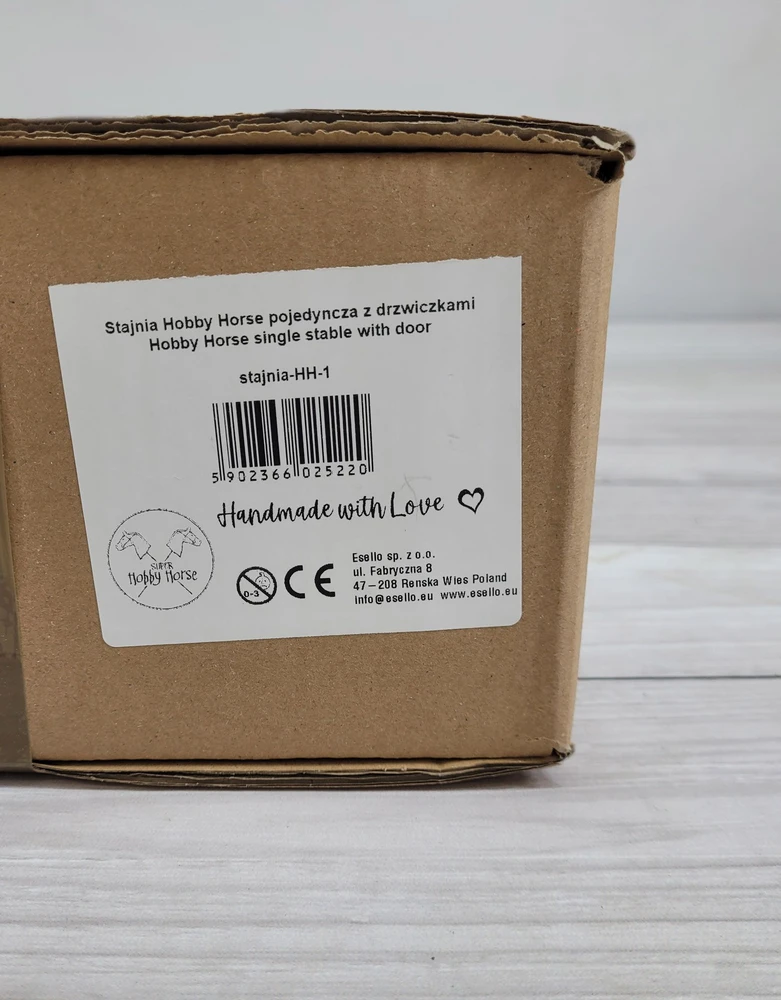 Super Hobby Horse Didelis medinis arklidžių namelis su durimis