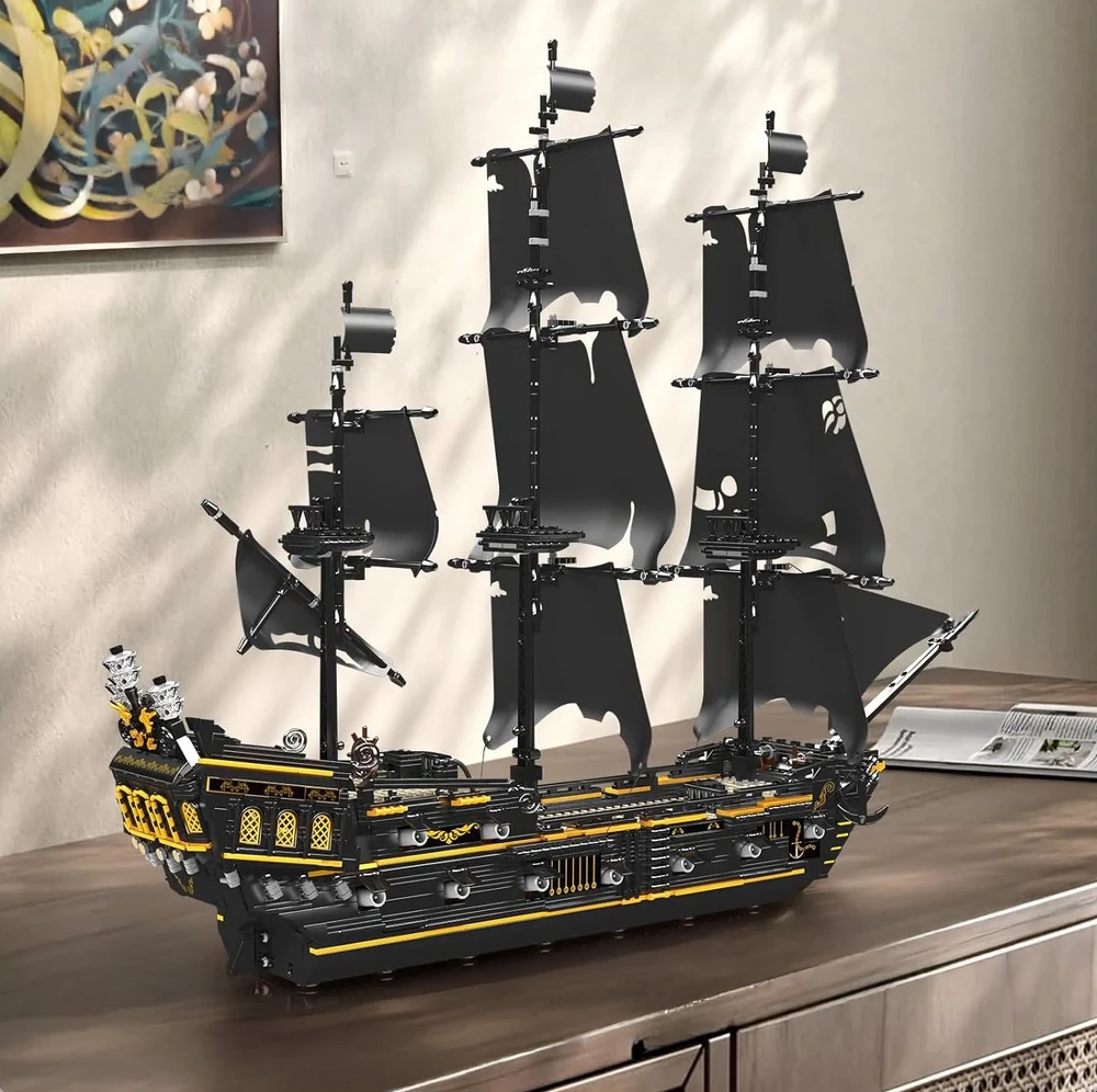 Roger Konstruktorius Piratų laivas Juodas 3180 el.