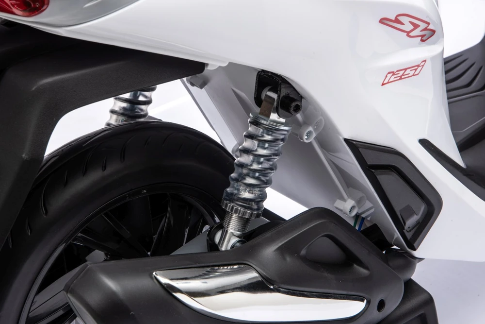 Elektrinis motoroleris Honda SH125i su LED šviesomis ir Bluetooth, vaikams nuo 3 metų, juodas
