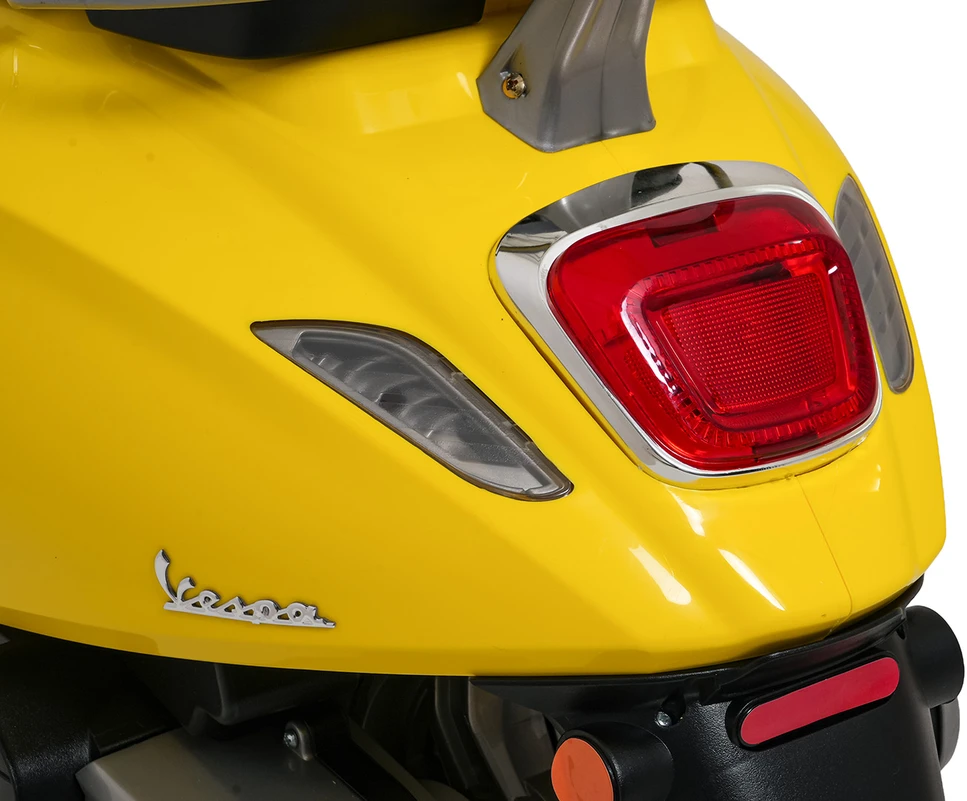 Elektrinis motoroleris Vespa ROMA, Geltona