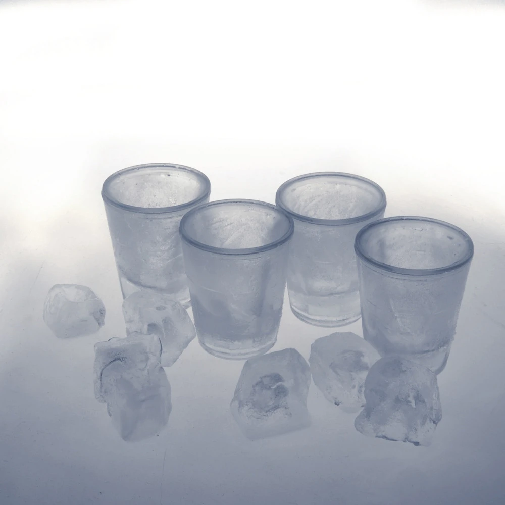 Froster Dvigubų sienelių šalto alkoholio taurelės su užpildymu, 50 ml, vyrams, patvarios